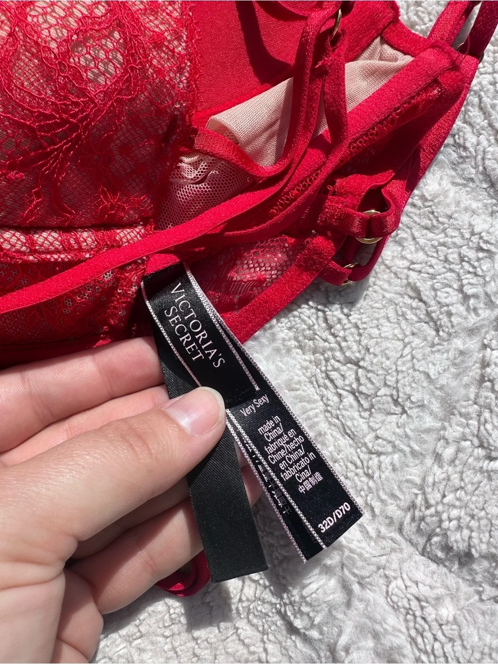 Victoria's Secret | Red Lipstick Very Sexy Red Lace Bustier